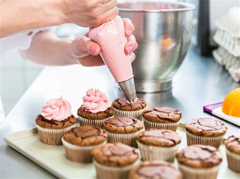 Make a Cupcake .